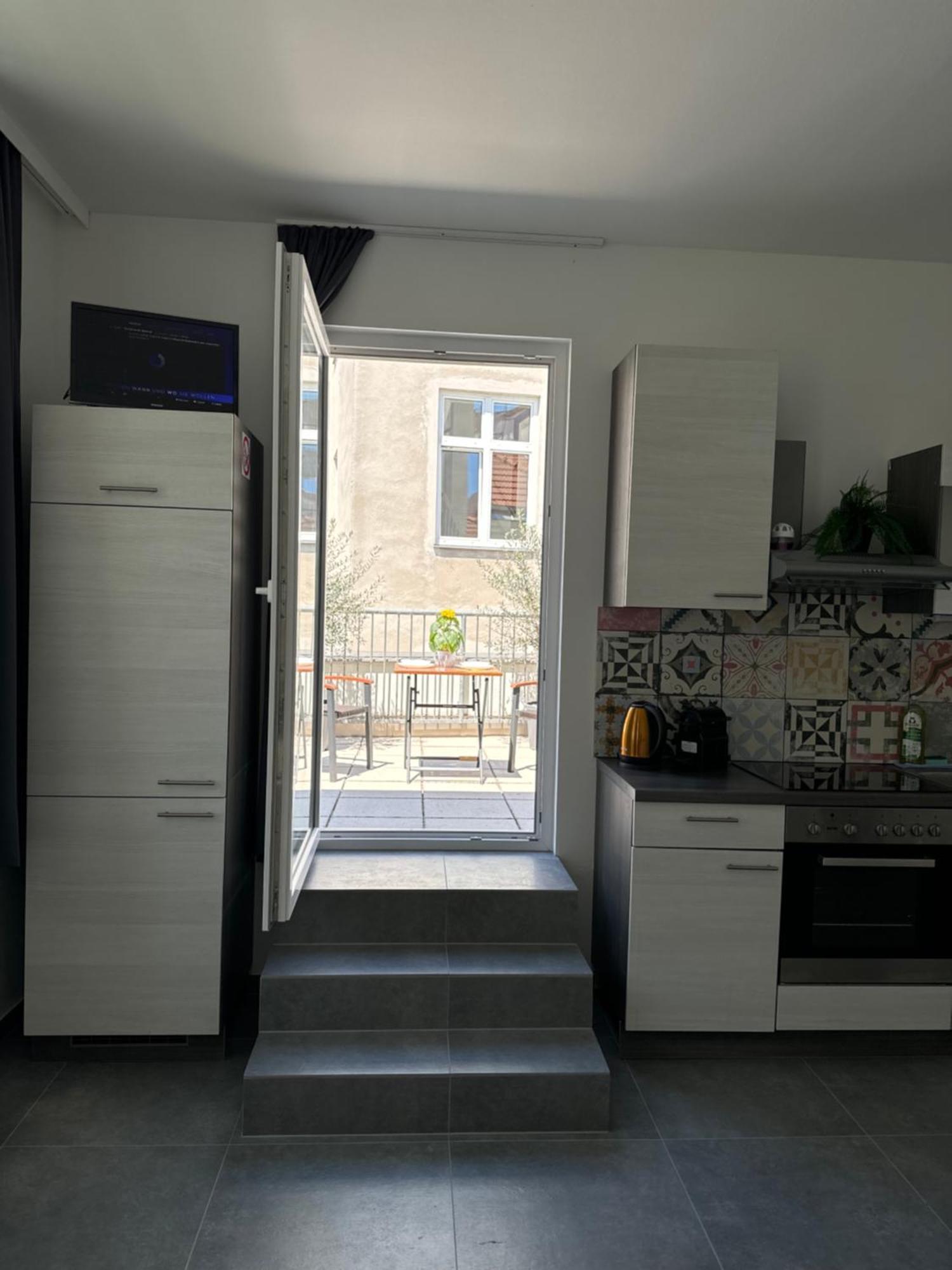 Klein Aber Fein Mit Terrasse Lägenhet Wien Exteriör bild